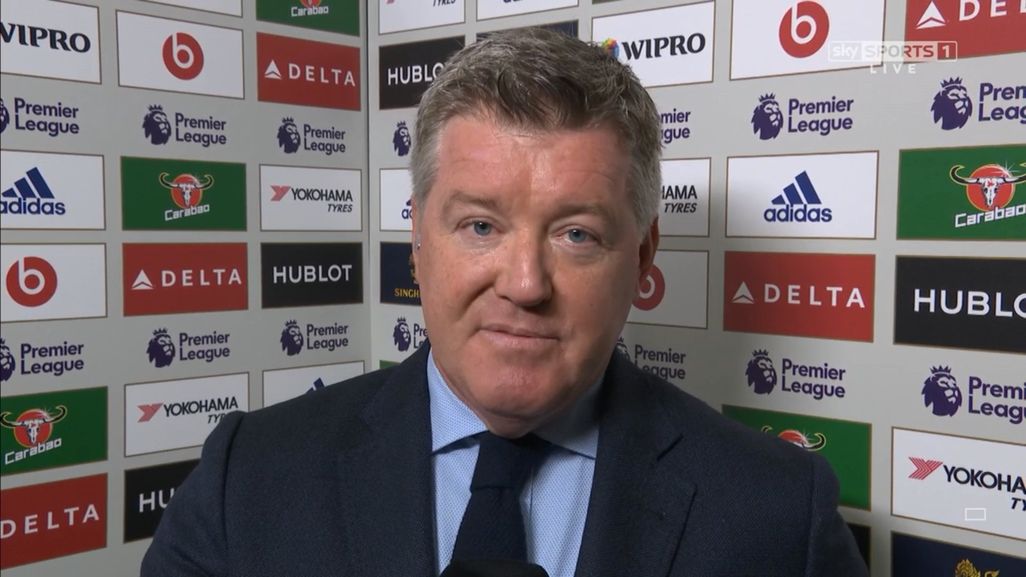 Geoff Shreeves Sky Sports Football Reporter 